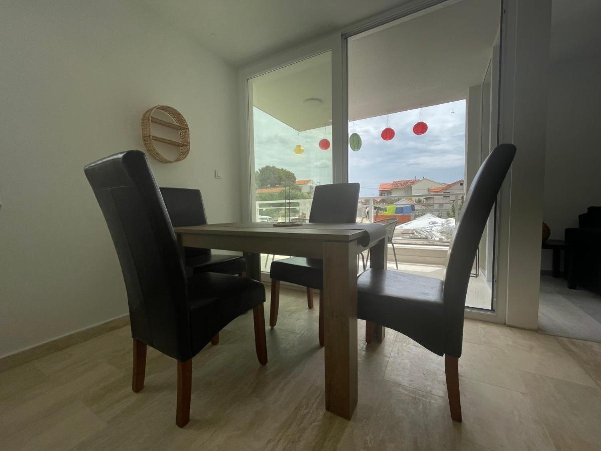 Vila Regina Apartment Paloma With Swimming Pool يزيرا المظهر الخارجي الصورة
