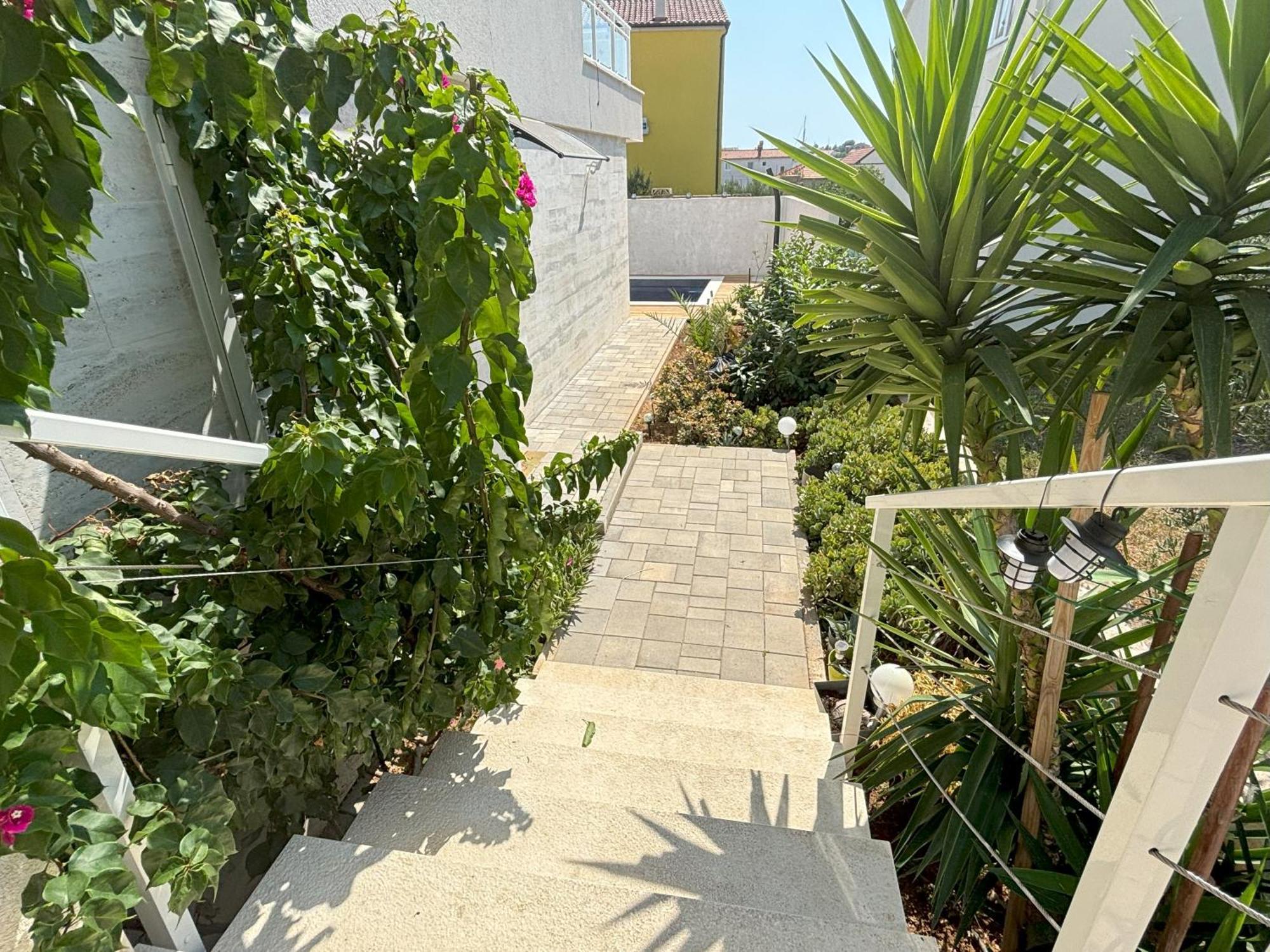 Vila Regina Apartment Paloma With Swimming Pool يزيرا المظهر الخارجي الصورة