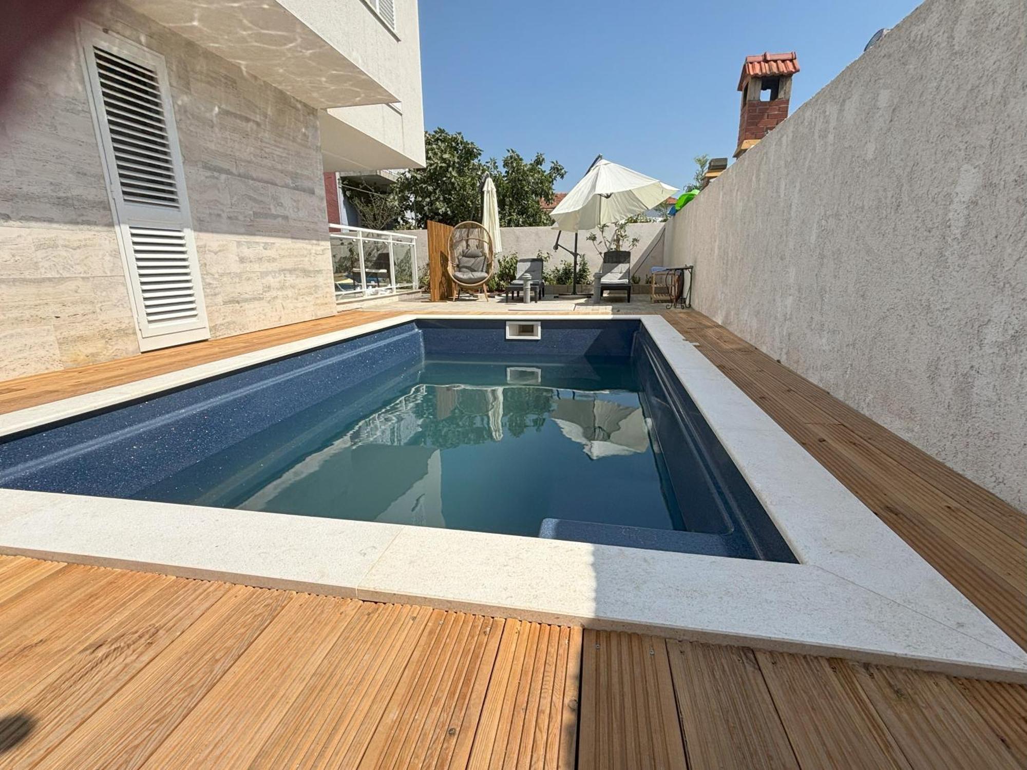 Vila Regina Apartment Paloma With Swimming Pool يزيرا المظهر الخارجي الصورة