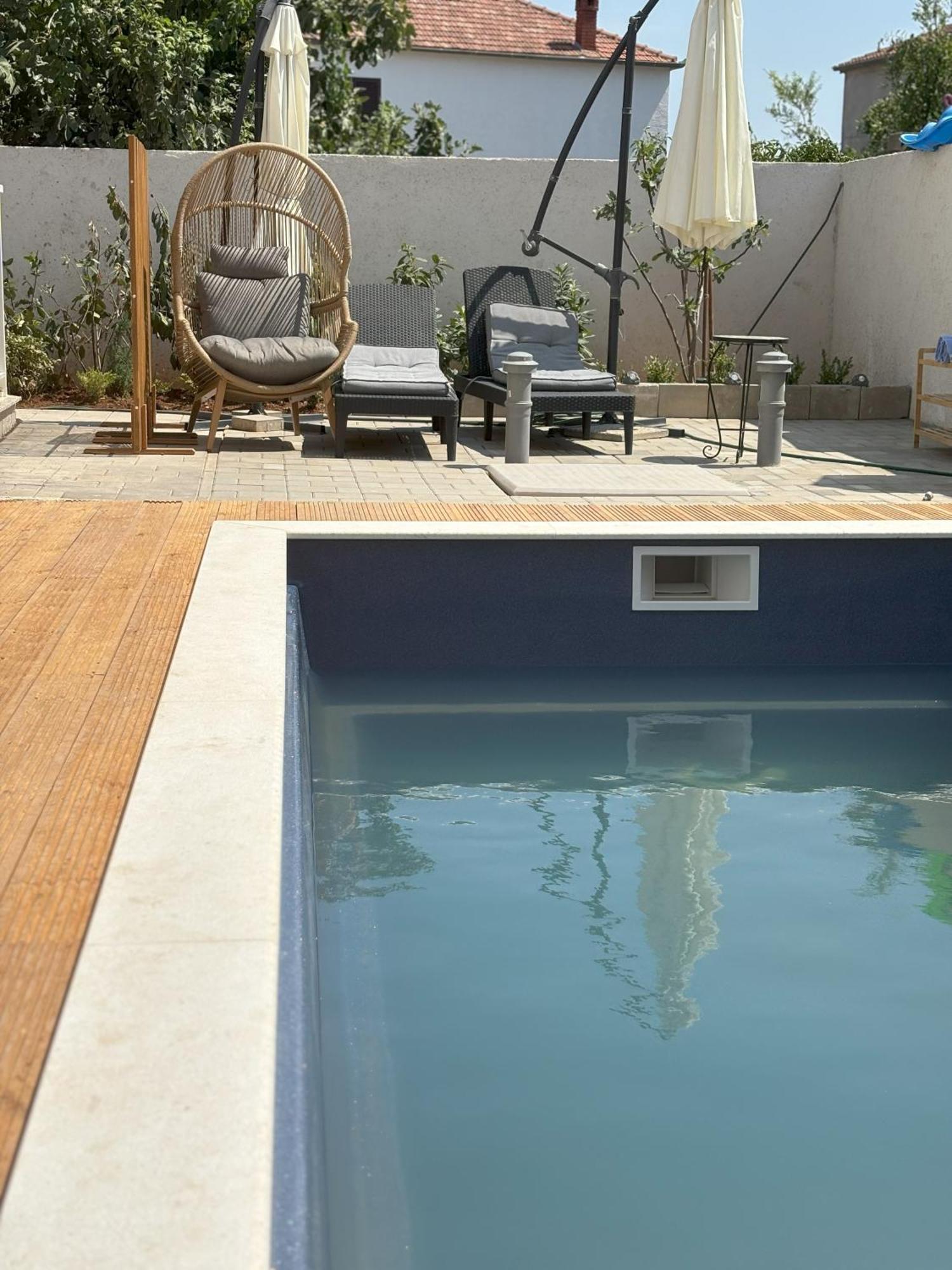 Vila Regina Apartment Paloma With Swimming Pool يزيرا المظهر الخارجي الصورة